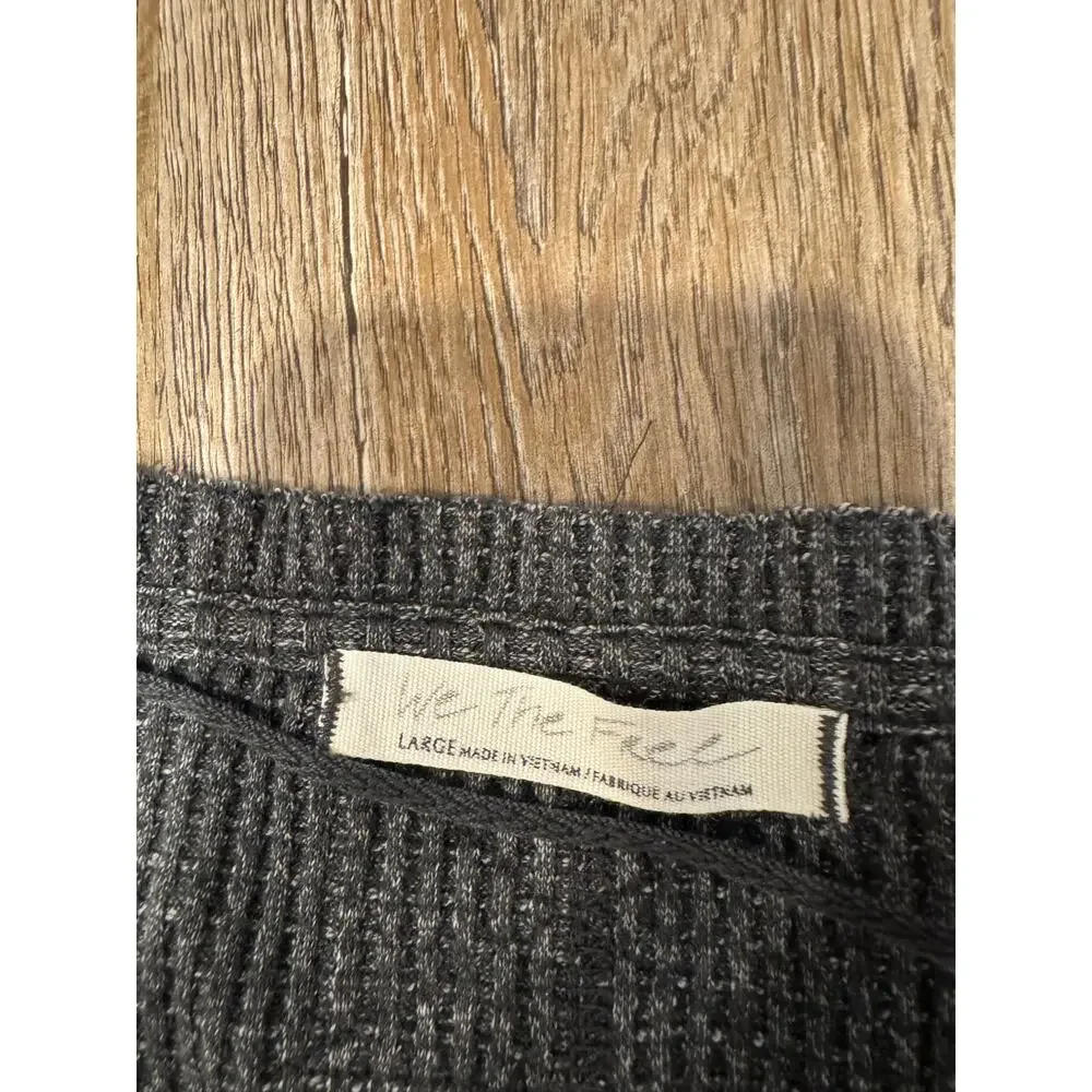 Free People Womens Callisto Pieced Henley Size Large - Picture 3 of 9